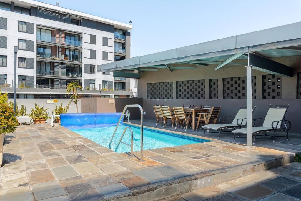 Eraya Waterfront Apartment *